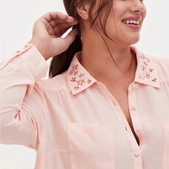 Torrid Madison Georgette Blush Button Down - Picture 1 of 6